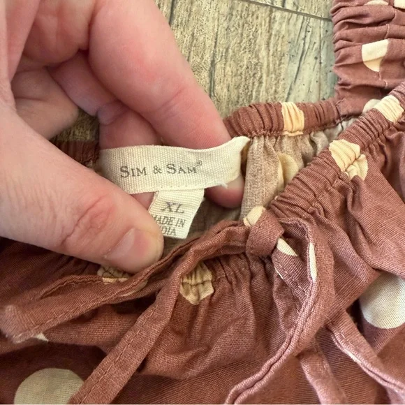 Polka Dot Ruffle Women’s Tank Top - Picture 3 of 6